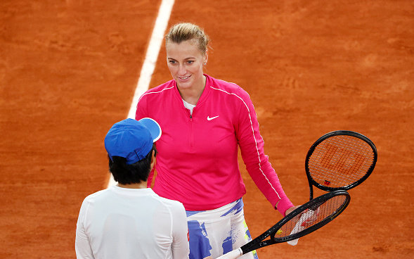  雄鹿引发争议！，科维托娃官方宣布大比分获胜新规再创辉煌时刻